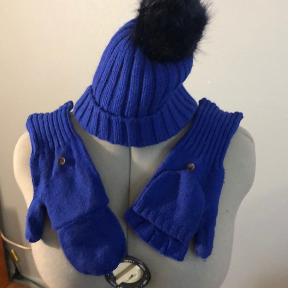 J. Crew Other - SOLD😍J.Crew RoyalBlu CabllKnitHat w Pom MatchMitts